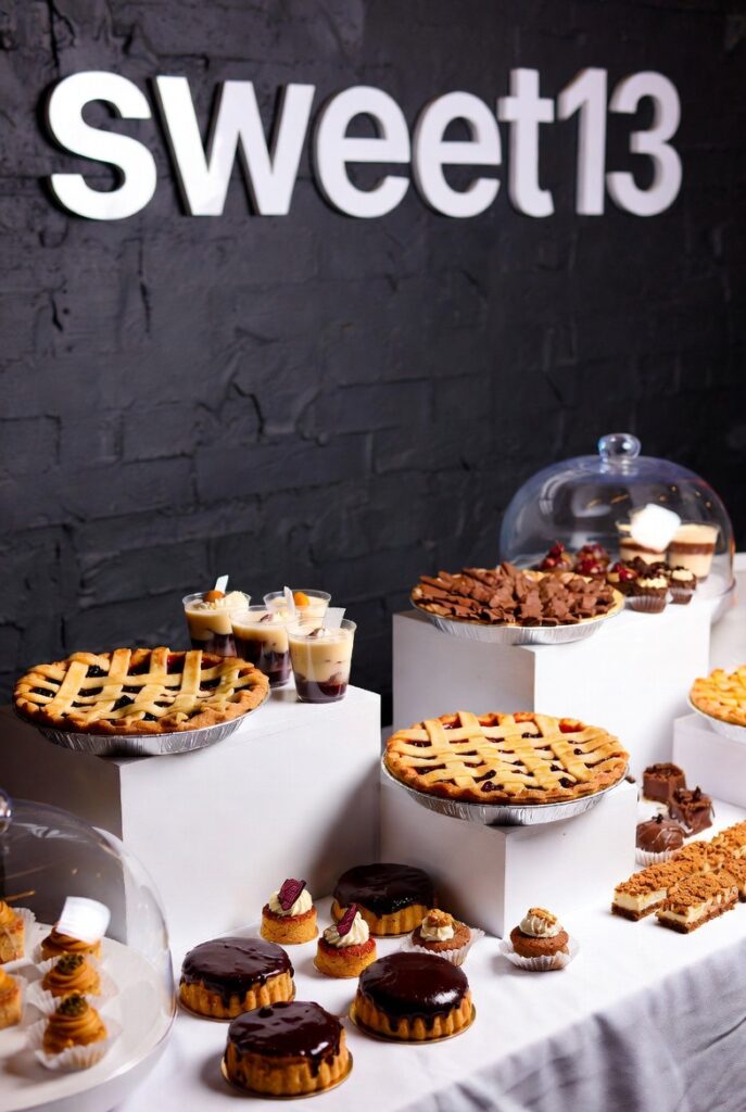 עיצוב שולחן מתוקים לבר מצווה